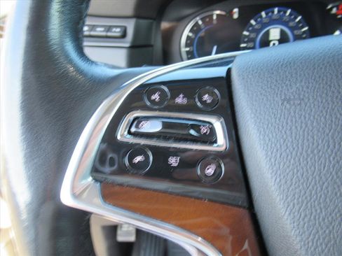 Used 2019 Cadillac Escalade Luxury image 27