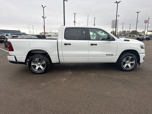 New 2026 RAM 1500 Express image 17