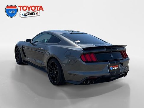 Used 2018 Ford Mustang Shelby GT350 w/ Electronics Package RWD image 3
