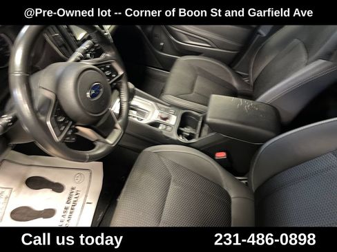 Used 2020 Subaru Forester Premium AWD/4WD image 14