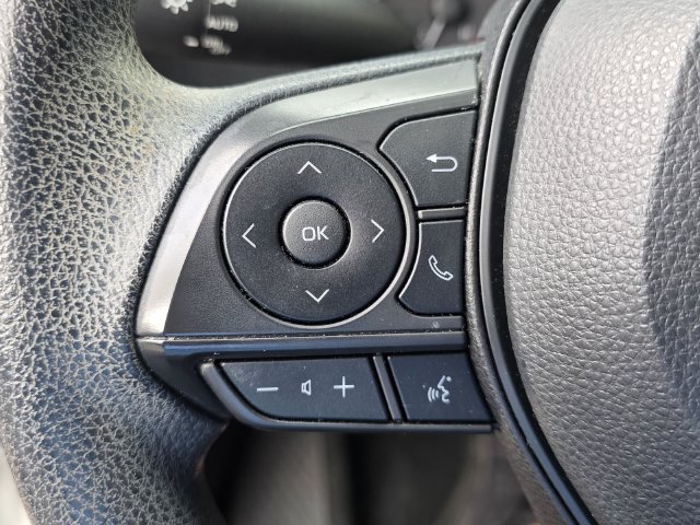 Used 2023 Toyota Corolla LE FWD image 21