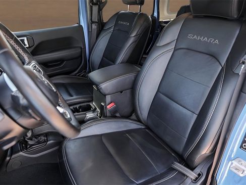 Used 2022 Jeep Wrangler Unlimited Sahara w/ Cold Weather Group image 7