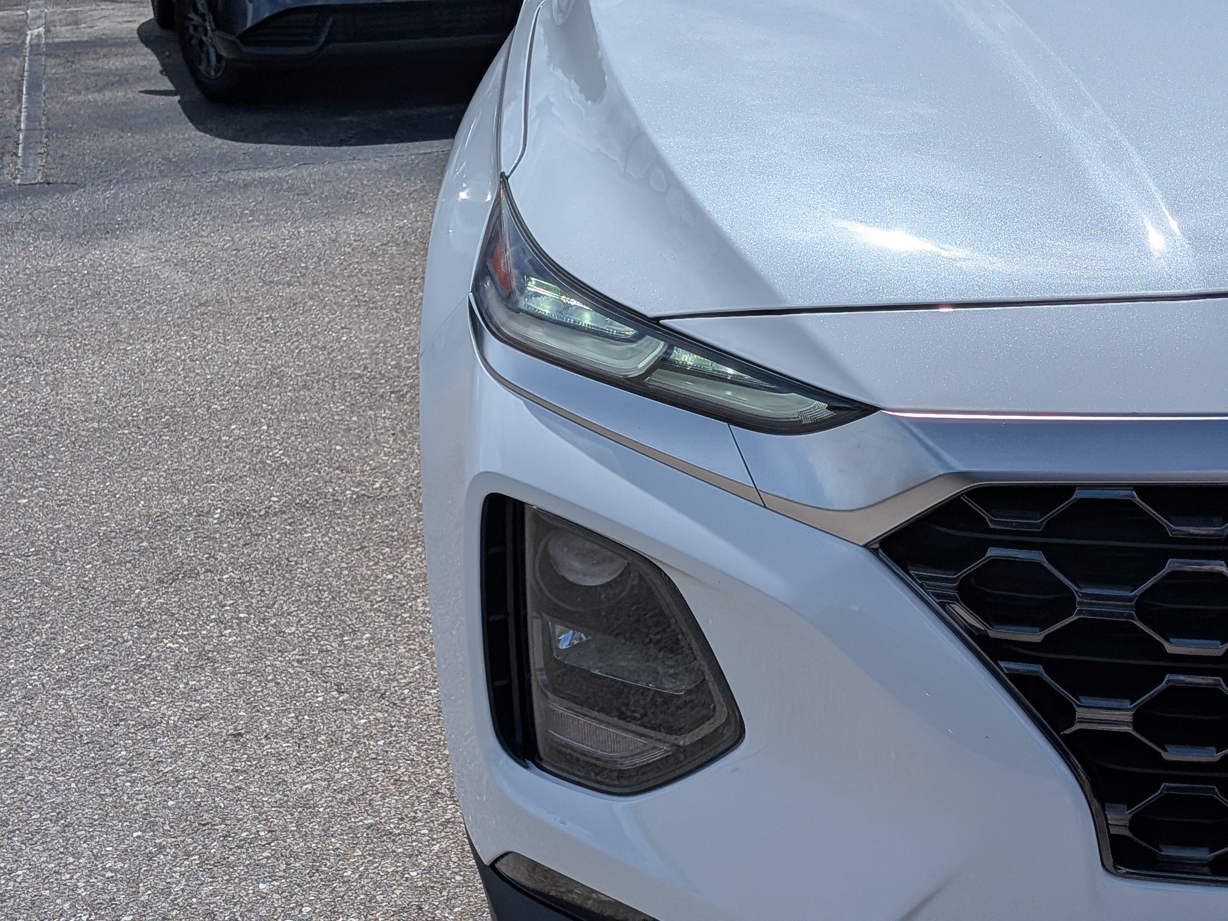 Used 2019 Hyundai Santa Fe SEL FWD image 10