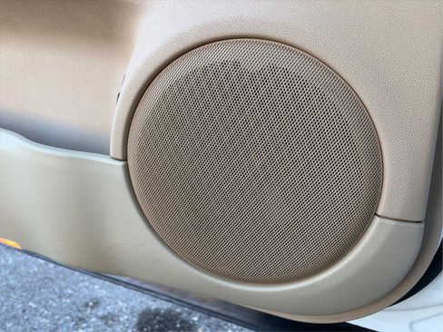 Used 2011 Mercedes-Benz ML 350 4MATIC image 33