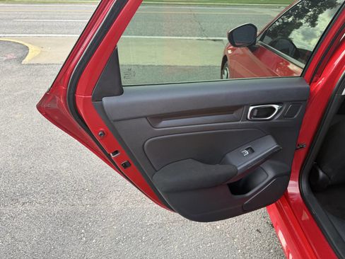 Used 2022 Honda Civic LX image 16