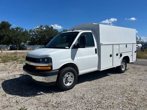 New 2025 Chevrolet Express 3500 w/ Power Convenience Package RWD image 3