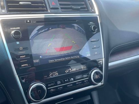 Used 2019 Subaru Outback 2.5i Limited AWD/4WD image 29