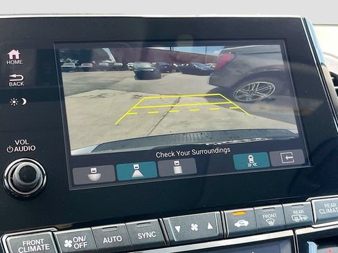 Used 2023 Honda Odyssey Touring image 14