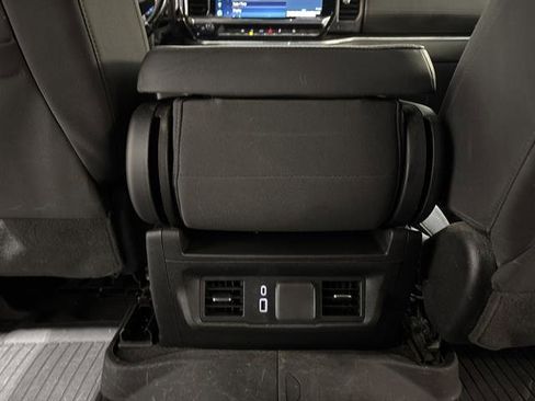 Used 2024 Chevrolet Silverado 1500 LT w/ Z71 Off-Road Package image 25