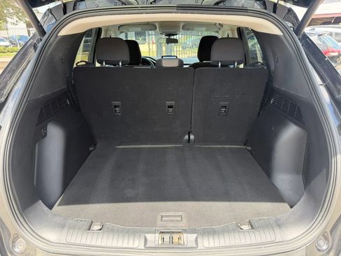 Used 2022 Ford Escape SE w/ Convenience Package FWD image 27