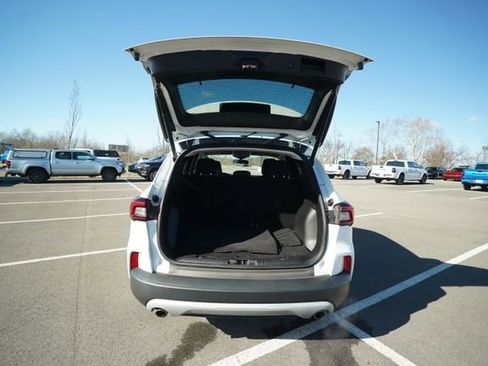 Used 2023 Ford Escape Active image 17