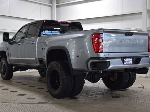 New 2026 Chevrolet Silverado 3500 High Country w/ High Country Premium Package AWD/4WD image 6