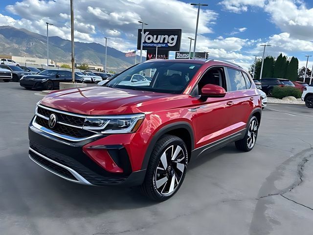 Used 2024 Volkswagen Taos SEL AWD/4WD image 7