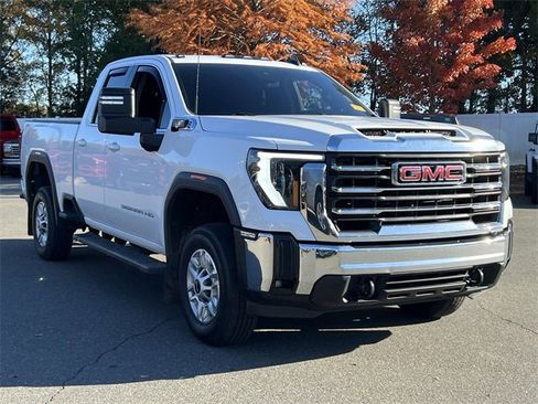 Used 2024 GMC Sierra 2500 SLE w/ SLE Convenience Package image 15