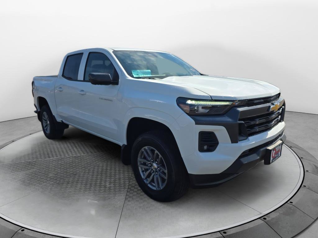 New 2026 Chevrolet Colorado LT w/ LT Convenience Package AWD/4WD image 7