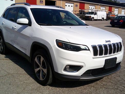 Used 2020 Jeep Cherokee Limited AWD/4WD image 3