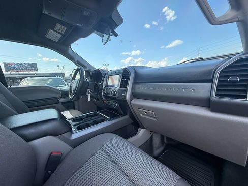 Used 2020 Ford F250 XLT AWD/4WD image 24