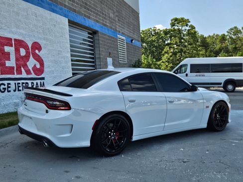 Used 2023 Dodge Charger Scat Pack w/ Dynamics Package RWD image 7