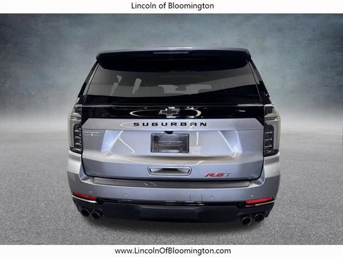 Used 2025 Chevrolet Suburban RST w/ Comfort Package AWD/4WD image 5