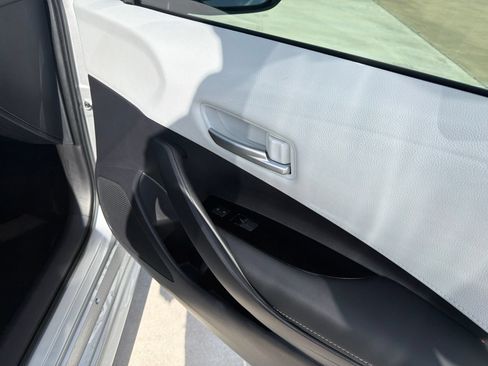 Used 2026 Toyota Corolla SE FWD image 9