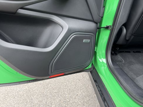 Certified 2023 Porsche Macan GTS image 25