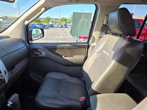 Used 2011 Nissan Frontier PRO-4X w/ Pro-4x Luxury Pkg AWD/4WD image 22