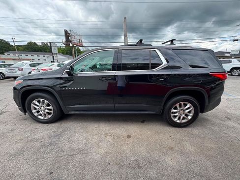 Used 2018 Chevrolet Traverse LT FWD image 7