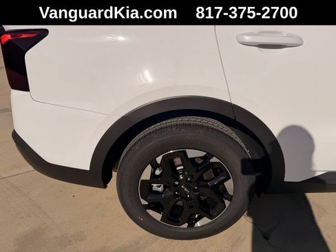 Used 2026 Kia Sorento S w/ S Panoramic Sunroof Package FWD image 10