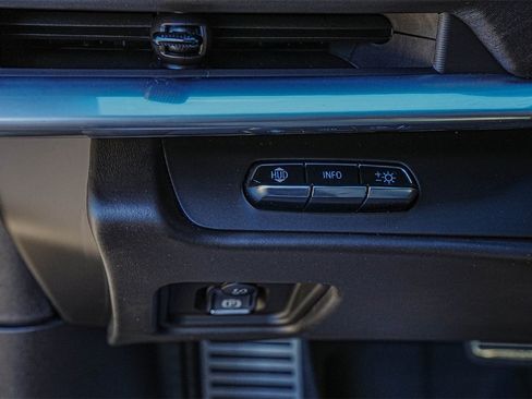 Used 2025 Chevrolet Corvette E-Ray w/ Battery Protection Package image 33