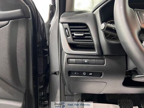 Used 2025 Nissan Rogue SV FWD image 26