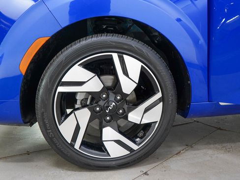 Used 2024 Kia Soul GT-Line w/ GT-Line Technology Package FWD image 29
