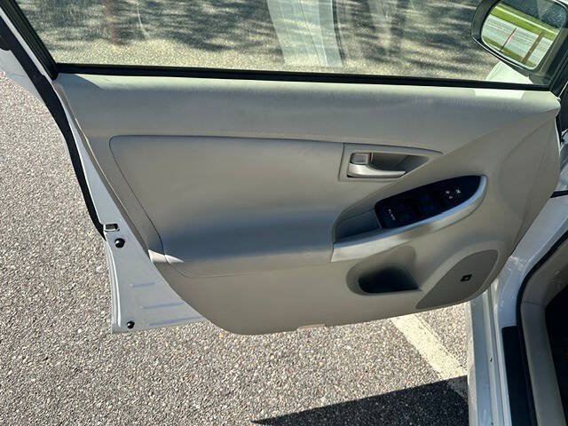 Used 2012 Toyota Prius FWD image 10