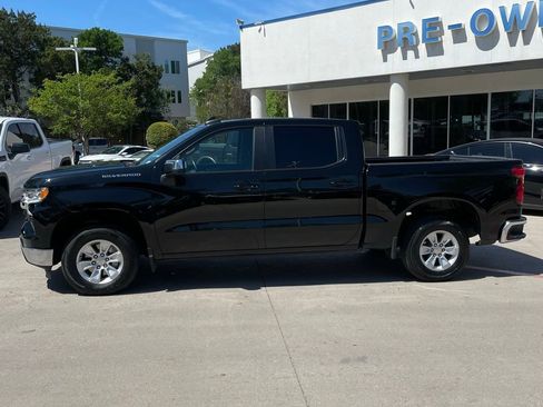 Used 2025 Chevrolet Silverado 1500 LT image 3