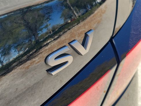 Used 2024 Nissan Altima 2.5 SV image 7