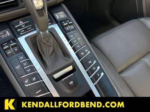 Used 2021 Porsche Macan S AWD/4WD image 17