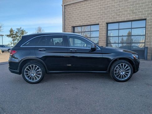 Used 2022 Mercedes-Benz GLC 300 4MATIC image 4