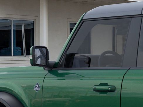 New 2025 Ford Bronco Outer Banks w/ Sasquatch Package image 22