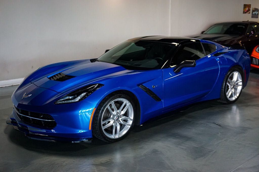 Used 2016 Chevrolet Corvette Stingray Coupe w/ 2LT Preferred Equipment Group RWD image 5