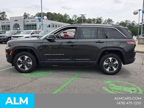 Used 2024 Jeep Grand Cherokee Limited 4xe AWD/4WD image 3