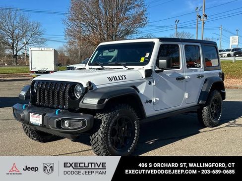 Used 2023 Jeep Wrangler Unlimited w/ Cold Weather Group AWD/4WD image 1
