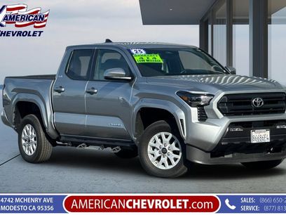 Used 2025 Toyota Tacoma SR5