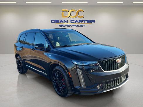 Used 2023 Cadillac XT6 Sport image 7