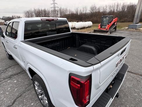 New 2026 GMC Sierra 1500 Denali w/ Denali Reserve Package image 36