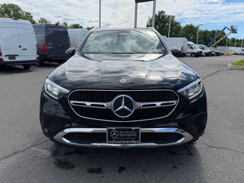 Used 2024 Mercedes-Benz GLC 300 4MATIC image 2