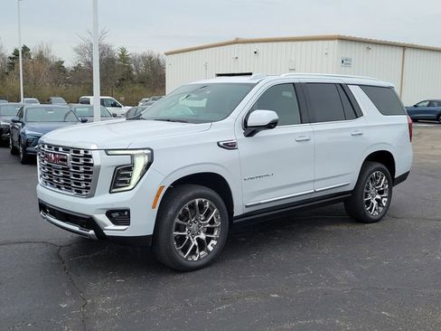 New 2026 GMC Yukon Denali w/ Denali Reserve Package image 2