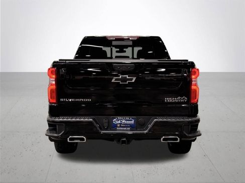 Used 2022 Chevrolet Silverado 1500 High Country image 11