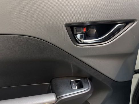 Certified 2025 Subaru Crosstrek 2.5i Limited w/ Crosstrek Mirror Package image 30