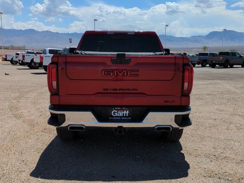 Used 2023 GMC Sierra 1500 SLT w/ SLT Premium Plus Package AWD/4WD image 4