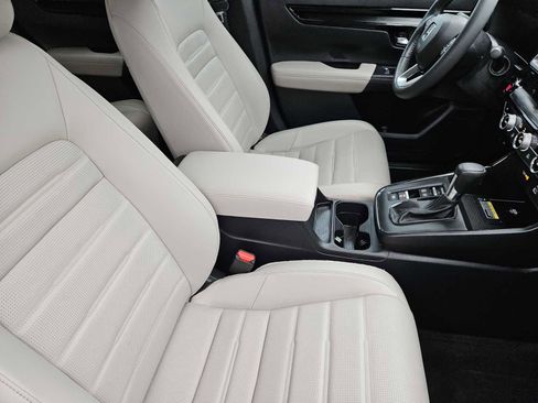 Used 2023 Honda CR-V EX-L image 13