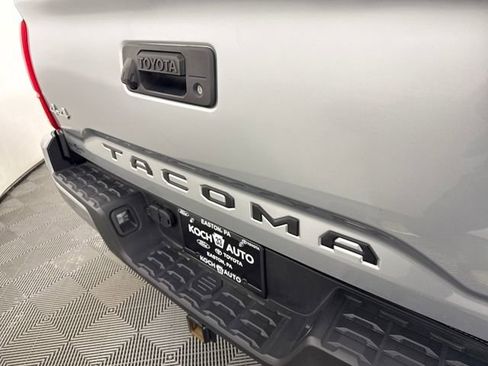 Used 2023 Toyota Tacoma SR AWD/4WD image 19